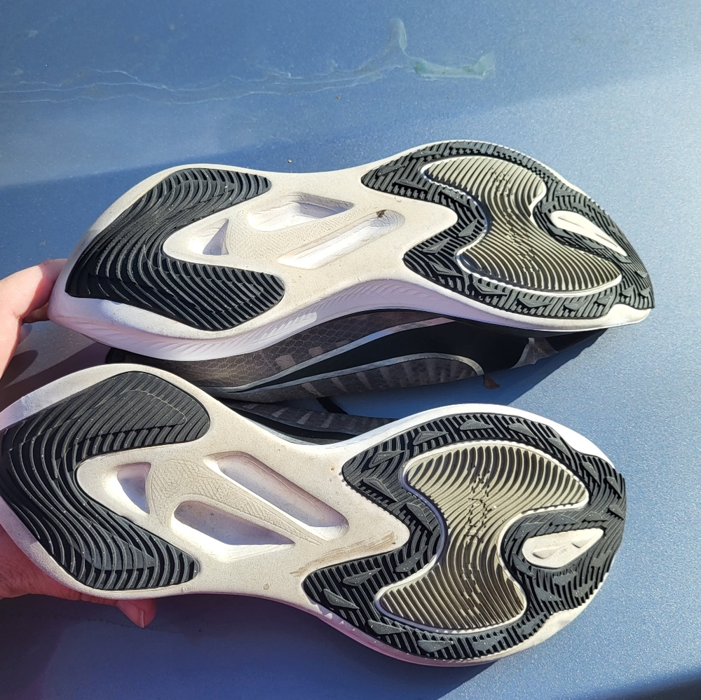nike gravity shoes